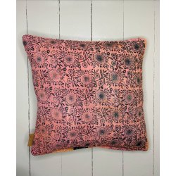 Vintage Pude med Kanthabroderi