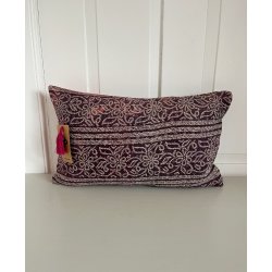 Vintage Pude med Kanthabroderi