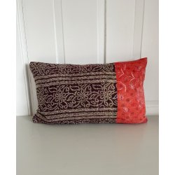 Vintage Pude med Kanthabroderi