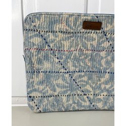 PC Cover 13"  Unikt og Bredygtigt Design i Vintage Sari
