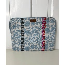 PC Cover 13"  Unikt og Bredygtigt Design i Vintage Sari