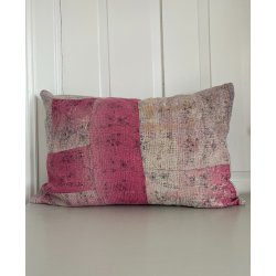 Vintage Pude med Kanthabroderi