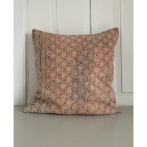 Vintage Pude med Kanthabroderi