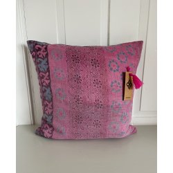 Vintage Pude med Kanthabroderi