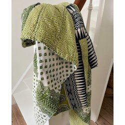 H�ndquiltet Sari Vatt�ppe � Unikavare i Vintagebomuld