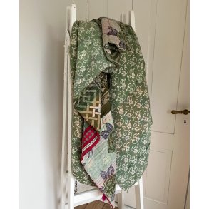 Hndquiltet Kantha Vattppe  Unikavare i Vintagebomuld