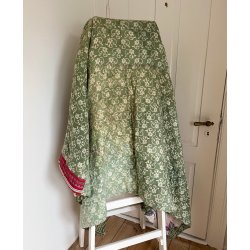 Hndquiltet Kantha Vattppe  Unikavare i Vintagebomuld