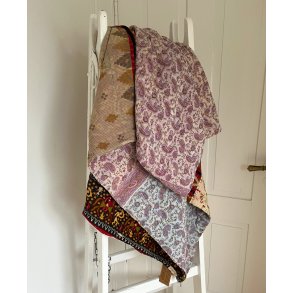 Hndquiltet Kantha Vattppe  Unikavare i Vintagebomuld