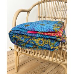 Hndquiltet Kantha Vattppe  Unikavare i Vintagebomuld