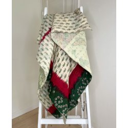 Hndquiltet Kantha Vattppe  Unikavare i Vintagebomuld