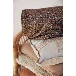 Pudebetrk i 100% Hr  Hrfarvet med Lysebrunt Broderi