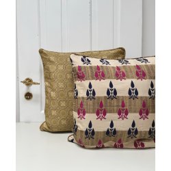 Pudebetrk af silkesari 